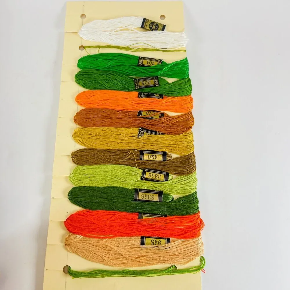 LOT 140 Vintage Embroidery Floss Skeins Assorted Colors DMC & More Craft Thread